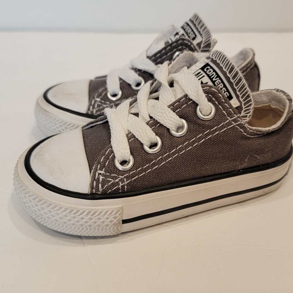 Converse all star baby chuck Taylor infant low top grey size 4